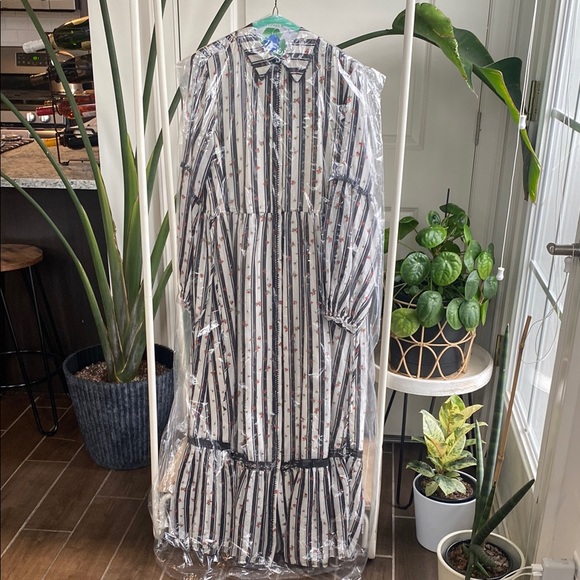 Anthropologie Black and White Buttoned Long Sleeve Dress - Picture 5 of 9